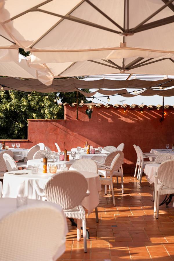 Le Square Otel Astaffort Dış mekan fotoğraf