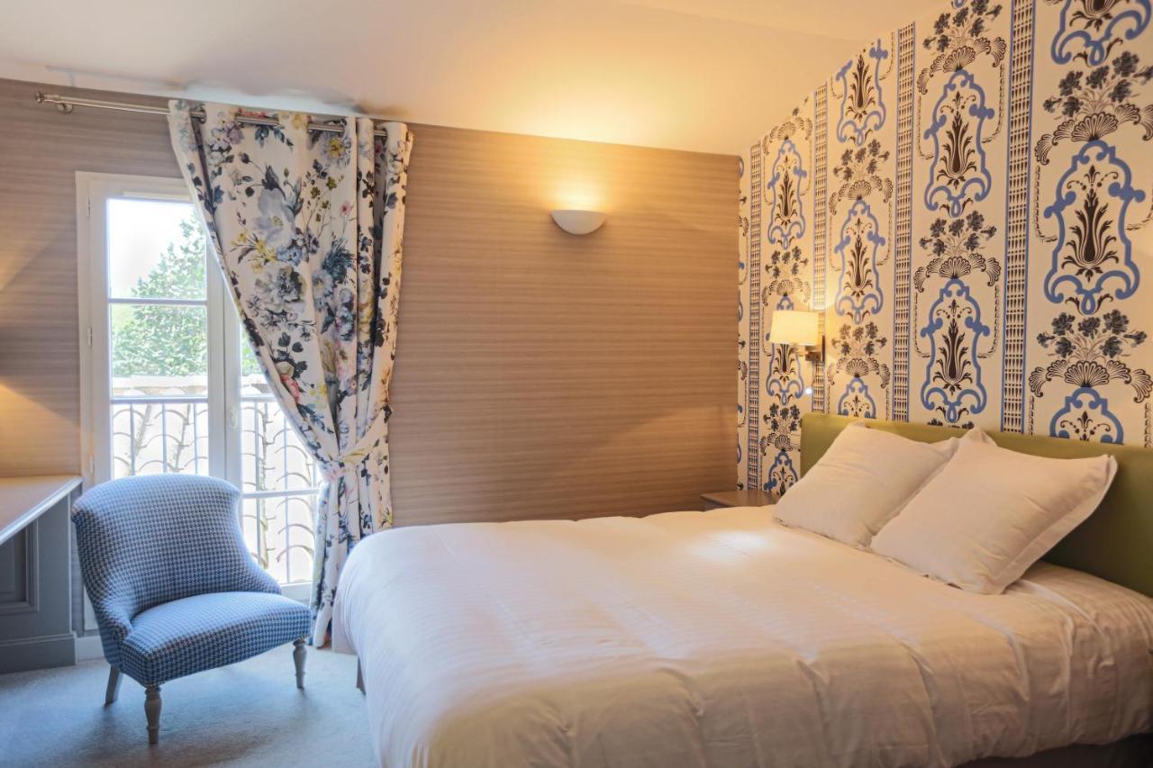 Le Square Otel Astaffort Dış mekan fotoğraf