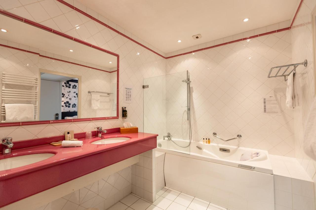 Le Square Otel Astaffort Dış mekan fotoğraf