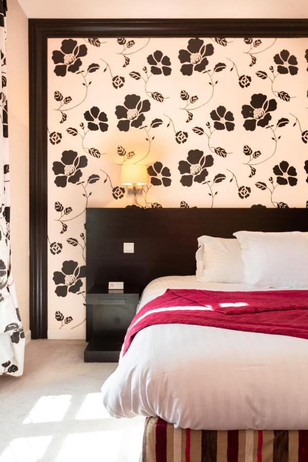 Le Square Otel Astaffort Dış mekan fotoğraf