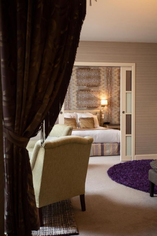 Le Square Otel Astaffort Dış mekan fotoğraf